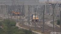 Pemasangan rel Kereta Cepat Jakarta Bandung (KCJB) sudah dilakukan PT KCIC.