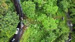 Penampakan Mobil Wisatawan yang Masuk Jurang di Jalur Ijen