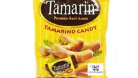 Permen tamarin terbuat dari sari asam. Rasanya asam dan manis yang benar-benar mengingatkan dengan cita rasa buah asam. Tamarin tak hanya eksis di tahun 1990-an, tapi sampai sekarang. Foto: dok. e-commerce