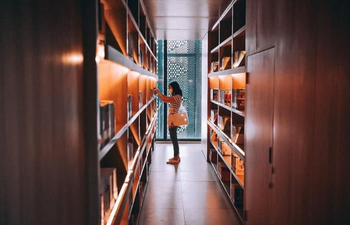 Perpustakaan Jakarta di Kompleks Taman Ismail Marzuki.