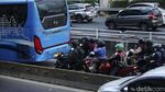 Proyek Halte Stasiun Cawang Bikin Jl MT Haryono Makin Macet