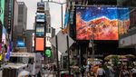 Hasil Jepretan Teleskop James Webb Mejeng di Times Square, New York