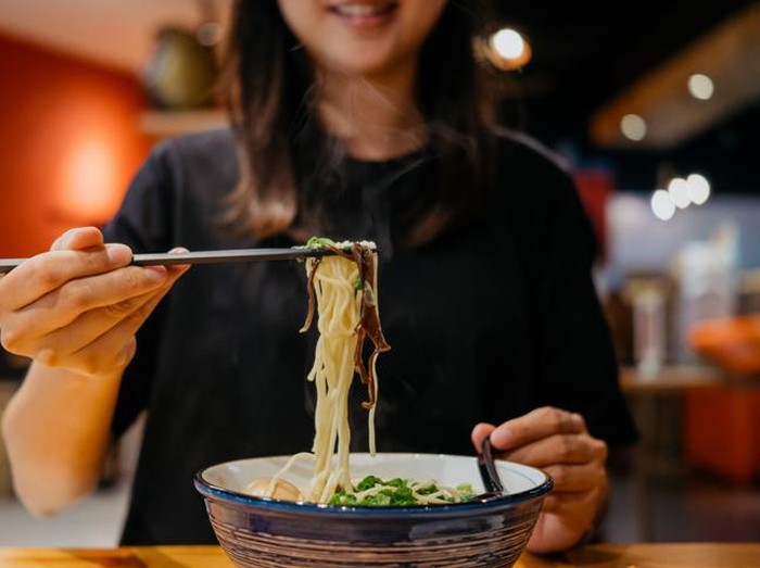 Rahasia orang China dan Jepang makan mie tetap sehat