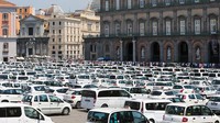 Diketahui Uber Technologies Inc. mencapai kesepakatan untuk mengintegrasikan aplikasi ride-hailing dengan operator taksi terbesar di Italia pada Mei 2022.