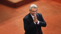 Presiden Gotabaya Rajapaksa usai berpidato di depan anggota parlemen, Kolombo, Sri Lanka, 20 Agustus 2020.  Sebagai presiden, Rajapaksa menikmati kekebalan dari penangkapan, dan dia diyakini ingin pergi ke luar negeri sebelum mengundurkan diri untuk menghindari kemungkinan ditahan.