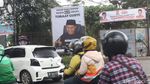 Perangi Judi Slot dengan Spanduk di Pinggir Jalan