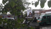 Seperti diketahui, slot yang dimaksud di sini adalah permainan judi online yang digandungi masyarakat. (Foto: Wisma Putra/detikJabar)
