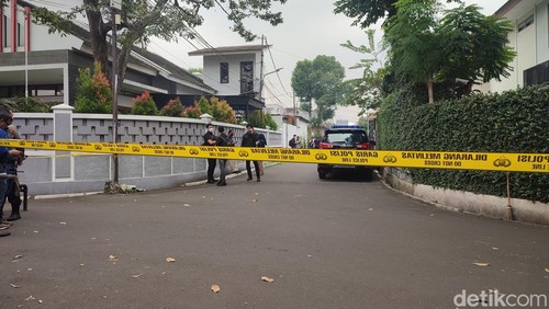 Suasana di Rumah Kadiv Propam. (Rizky/detikcom)