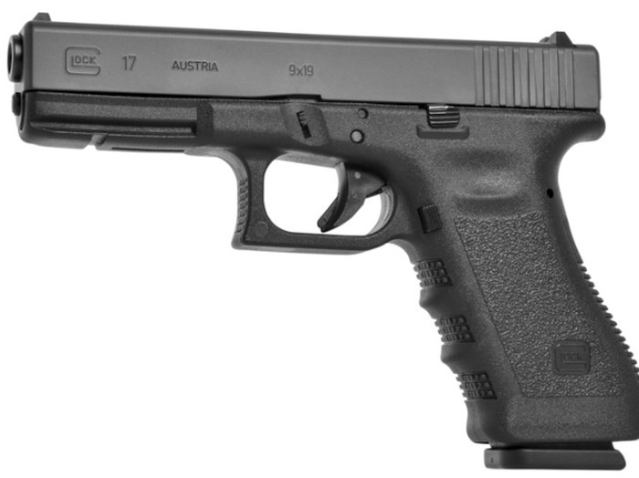 Glock 17 dan HS-9 adalah senjata yang digunakan dalam kasus polisi tembak polisi di rumah Kadiv Propam. Mereka yang terlibat adalah Brigadir J dan Bharada E.