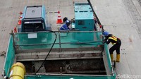 Sebagai informasi, pada 2022 ini PT MRT Jakarta (Perseroda) menargetkan penyesaian penggalian station box, roof slab, concourse slab, dan base slab stasiun, serta memulai pengeboran koridor Monas-Thamrin.