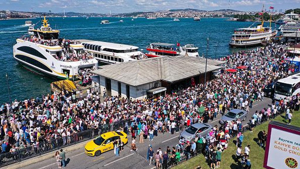 Turki Ramai Banget Wisatawan Saat Libur Idul Adha, Lihat Nih