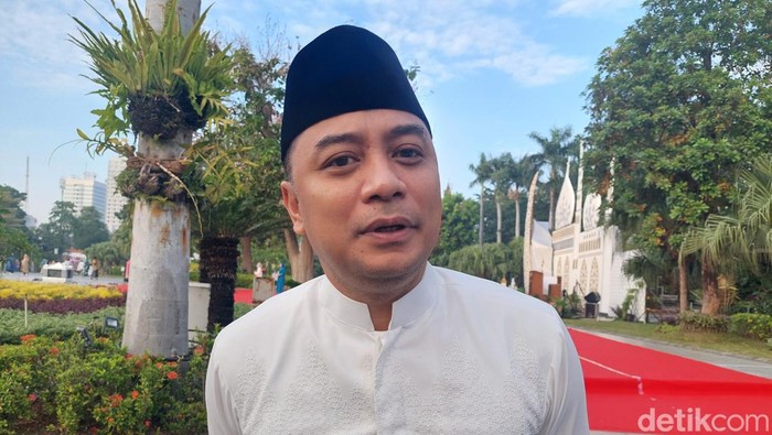 Wali Kota Surabaya Eri Cahyadi