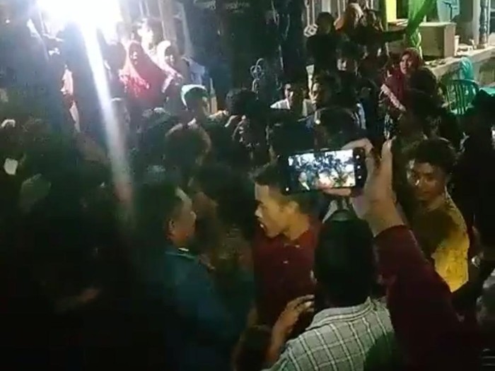 Warga tangkap maling motor di Probolinggo