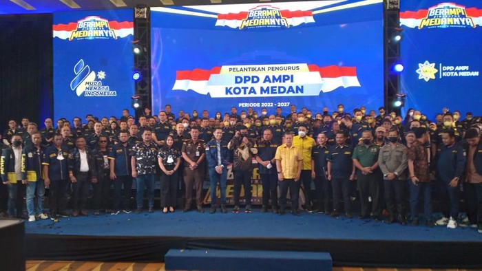 Pelantikan pengurus DPD AMPI Kota Medan (foto: istimewa)