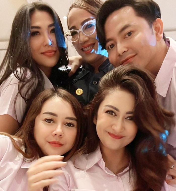 Aura Kasih