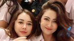 Aura Kasih Berseragam SMA, Netizen Ajak Belajar Kelompok