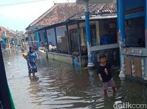 Banjir Rob di Pasuruan Rendam Rumah Warga, Besok Puncaknya