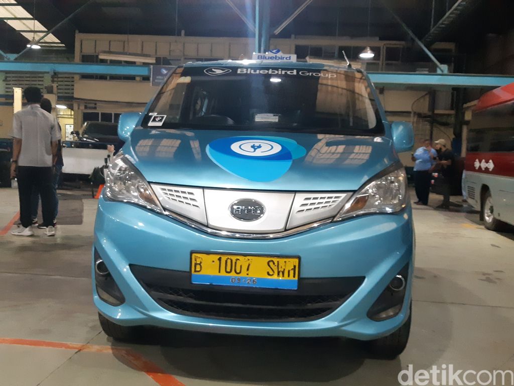 BYD T3 sebagai armada listrik baru PT Blue Bird Tbk