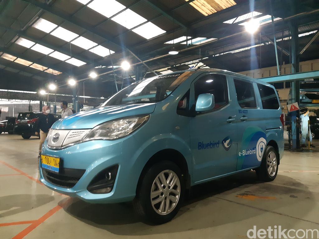 BYD T3 sebagai armada listrik baru PT Blue Bird Tbk