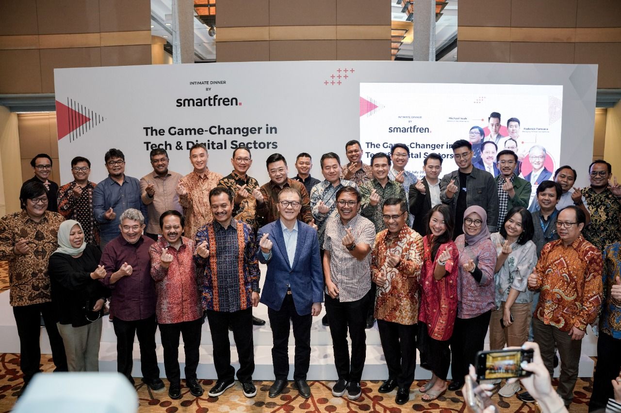 Digital Infrastructure Platform, rangkaian infrastruktur konektivitas yang berkesinambungan dan saling bersinergi, merupakan upaya Sinar Mas melalui pilar usahanya PT Smartfren Telecom Tbk (Smartfren) menjadi game changer dalam sektor teknologi digital Indonesia.