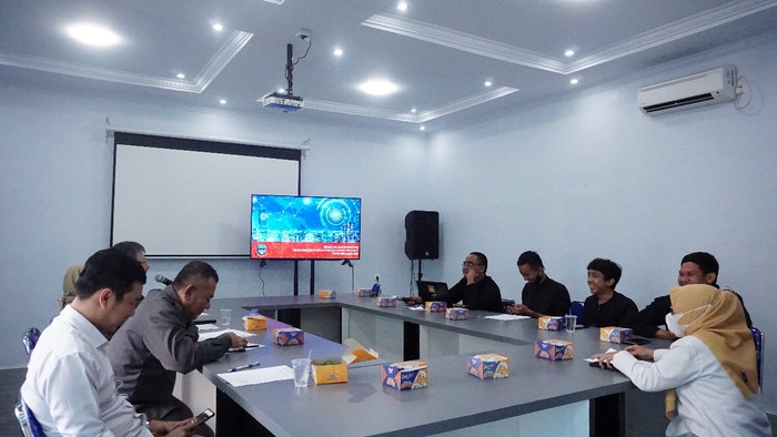 Dinas Komunikasi dan Informatika (Diskominfo) Kabupaten Garut menerima kunjungan dari Komisi I Dewan Perwakilan Rakyat Daerah (DPRD) Kota Sukabumi di Gedung Public Information Center (PIC) Garut, Kamis (14/7/2022).