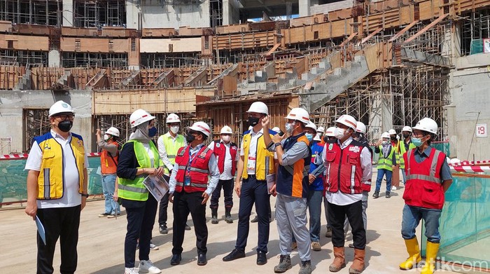 FIBA meninjau pemambangunan stadion untuk FIBA World Cup 2023.
