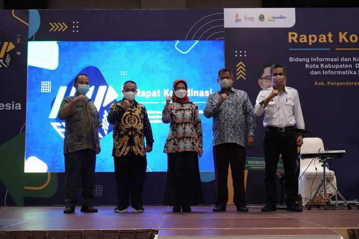 IKP Talks Digital Workshop Series x Jabar Digital Service