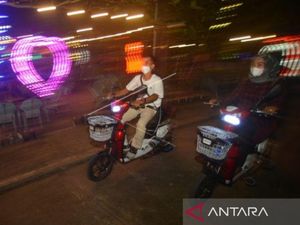 Polisi Larang Warga Cirebon Gunakan Sepeda Listrik di Jalan Raya