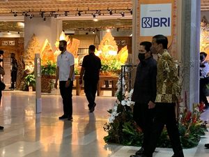 Jokowi Kenang Masa Kecil Naik Eskalator Pertama RI di Sarinah