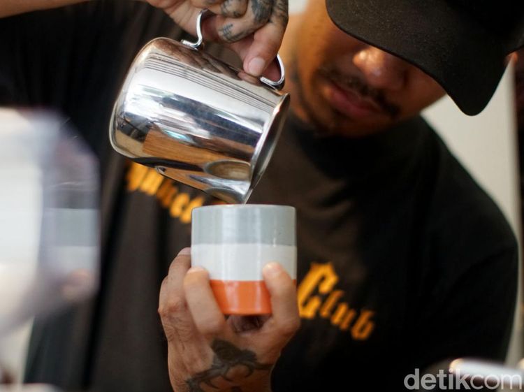 Mengenal Deni Dermanto, Konsultan Kopi yang Eksis hingga Luar Negeri