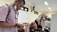 Koordinator Pembinaan Talenta Muda dan Riset BRIN Yutainten mengatakan, peserta termuda yang menghadiri pelatihan riset ini adalah seorang siswi SMPN 1 Pringgabaya NTB berusia 13 tahun. Sayangnya saat hendak ingin ditemui, peserta tengah tidak berada di lokasi kegiatan.