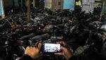 Melihat Kuburan Motor Sitaan di Cikarang