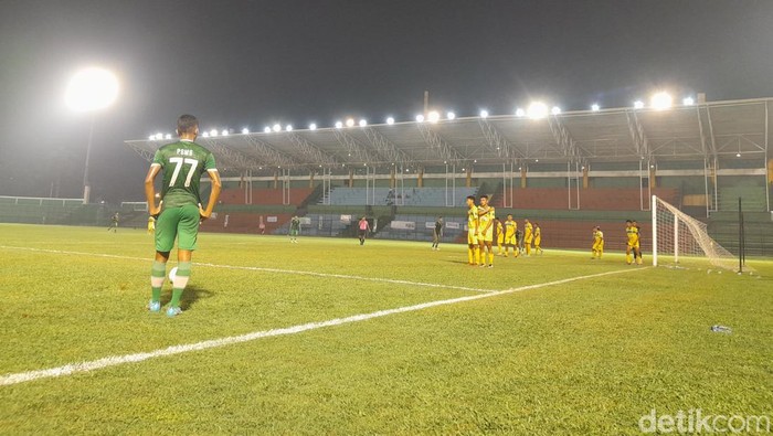 Laga PSMS Medan vs Labura Hebat FC