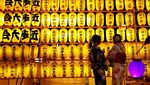 Glowing Banget! Ribuan Lampion Meriahkan Festival Mitama di Jepang