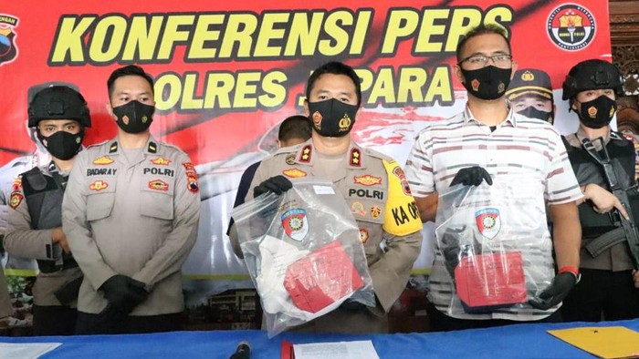 Polres Jepara jumpa pers kasus pemerkosaan, Kamis (14/7/2022).