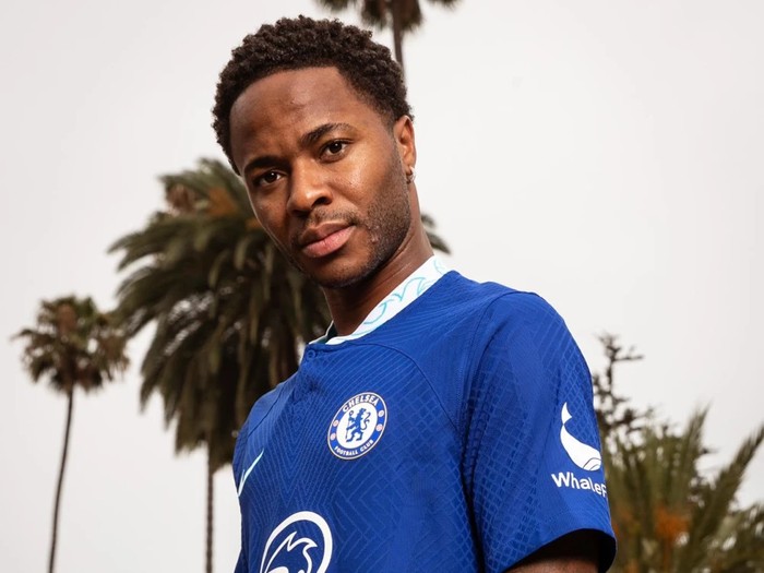Raheem Sterling diumumkan sebagai pemain anyar Chelsea, Rabu (13/7/2022) malam WIB. Dia dibeli dari Manchester City dan diikat kontrak selama lima tahun.