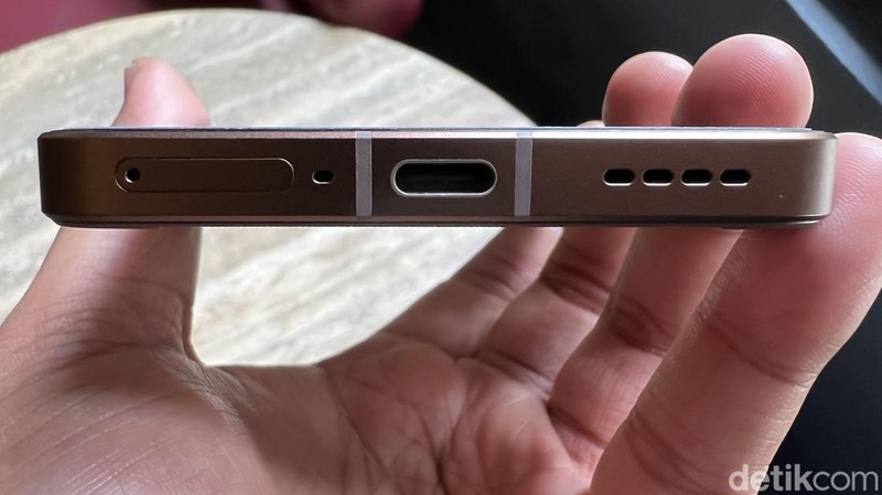 Realme GT 2 Explorer Master Edition