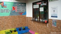 Harga tiket di tempat wisata ini juga berbeda-beda, tergantung fasilitas yang dipakai. 