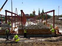 Baru Pertama Bangun Rumah? Ini Cara Memilih Tukang yang Tepat