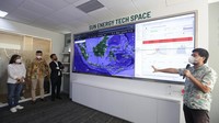 CEO SUN Energy Phillip Lee mengatakan, ruang pemantauan kinerja PLTS itu bernama SUN Energy Tech Space.