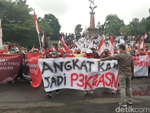 Ekspresi Kecewa Nakes di Tasik Tak Diangkat Jadi Tenaga PPPK