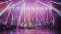 Memanaskan panggung lewat Maverick dan The Stealer, THE BOYZ berhasil memukau para fans. Foto: (dok. Mecimapro)