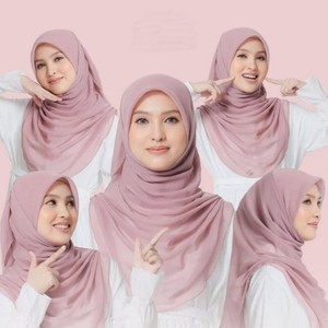 5 Tutorial Hijab Pashmina Malaysia Style, Elegan dan Simpel Bikin Pipi Tirus