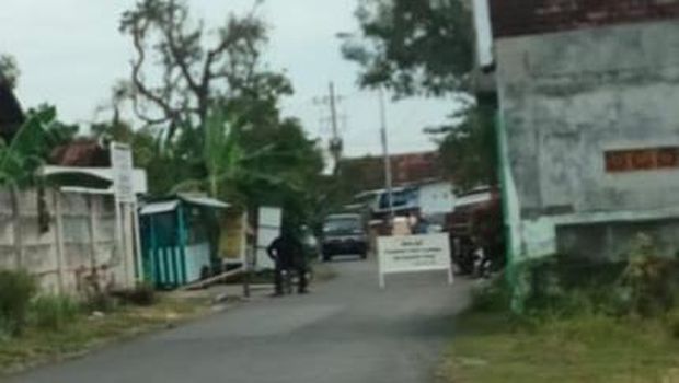 Via Vallen menikah di sidoarjo