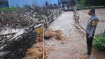 Waduh, Sampah yang Menumpuk di Sungai Bikin Desa Ini Kebanjiran