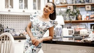 Foto Langka Artis dengan Rambut Panjang, Ada Yuni Shara