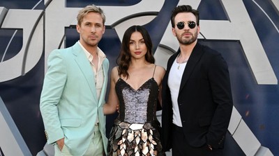 Serangan Visual Ryan Gosling, Ana De Armas, dan Chris Evans!