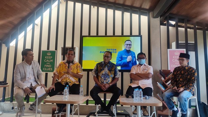 Diskusi Talkshow Lembaga Komunikasi dan Informasi (LKI) Partai Golkar (Nahda-detikcom)