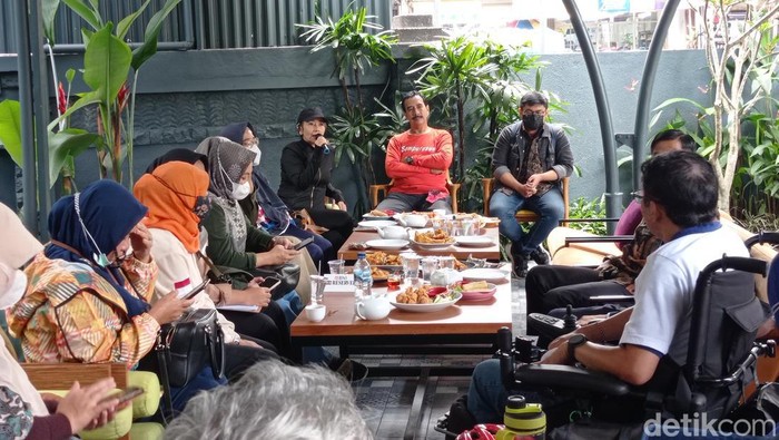 FGD membahas Kampung Dilans di Bandung.