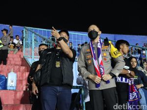 Kapolres Malang Dicopot, Aremania: Pantas Tapi Tak Ganti Nyawa yang Hilang